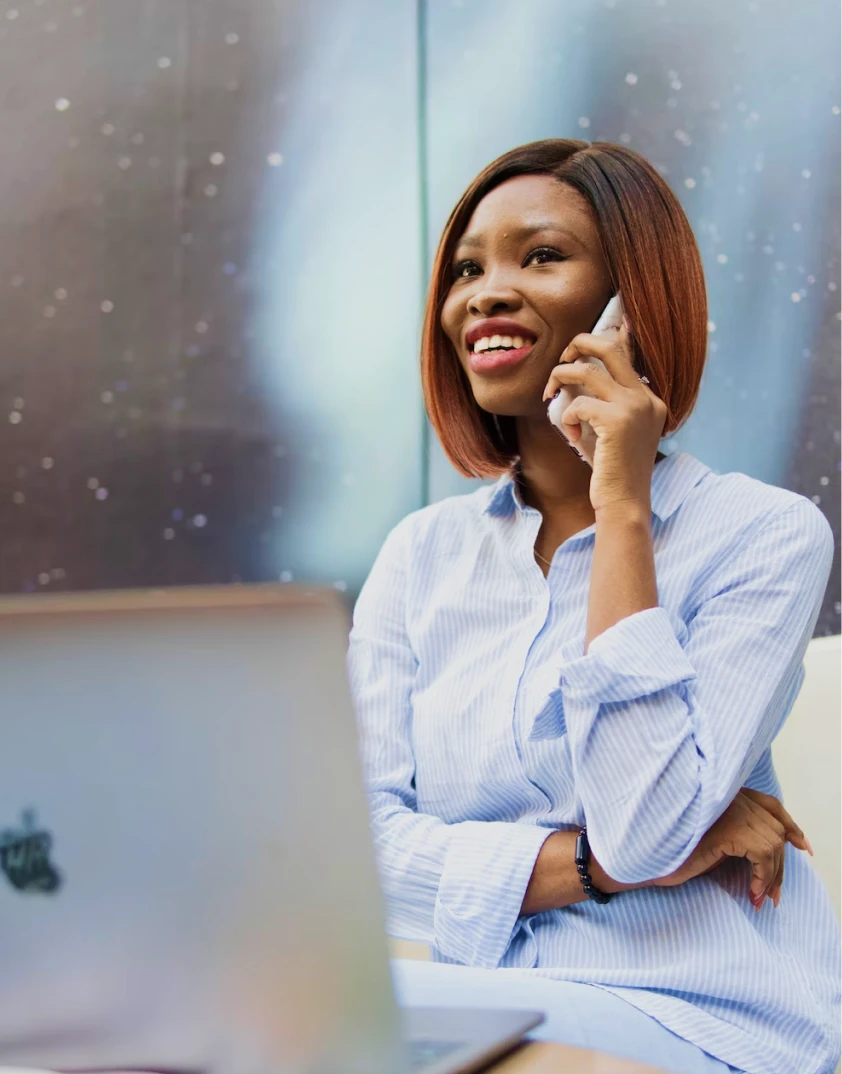 Featured photo of a woman scheduling a meeting on her phone